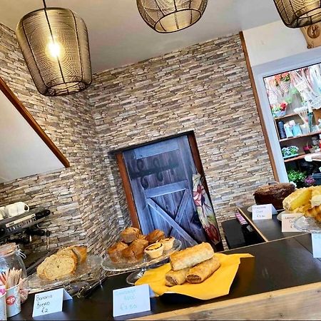 6 New Street Selfcatering Bnb Studio 1 Бантри Екстериор снимка